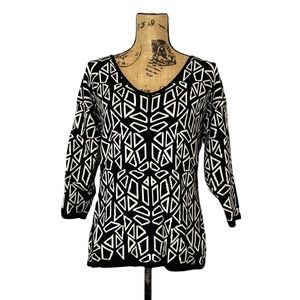 Black White Geometric V-Neck Sweater L